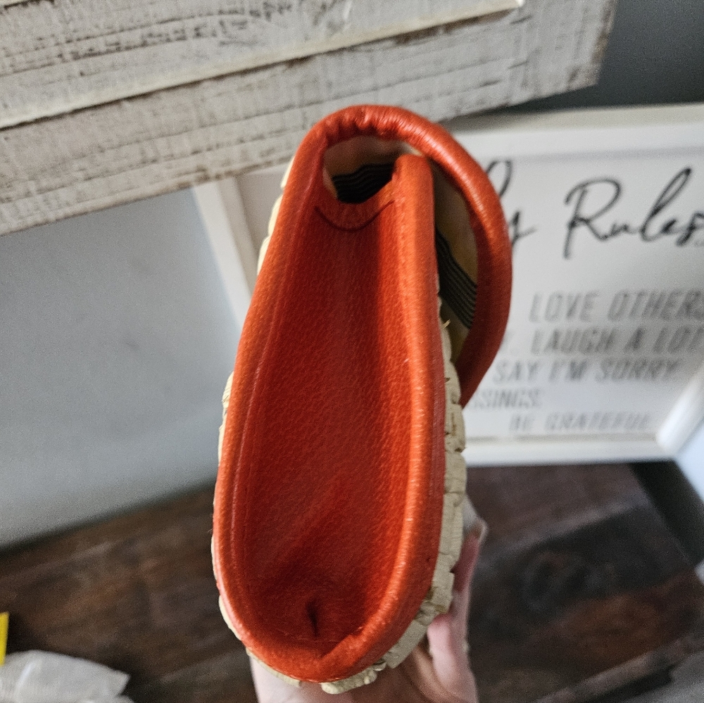 Kate Spade Ava Woven Straw Clutch with Orange Trim NWT - Picture 5 of 6